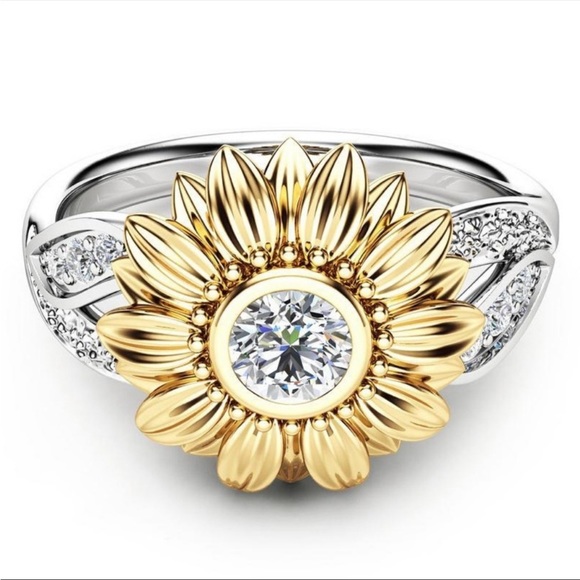 New 925 Silver Diamond Sunflower Ring - Picture 2 of 3